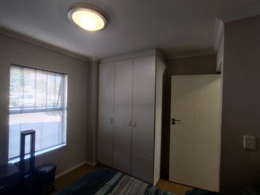 To Let 1 Bedroom Property for Rent in Silver Oaks Western Cape